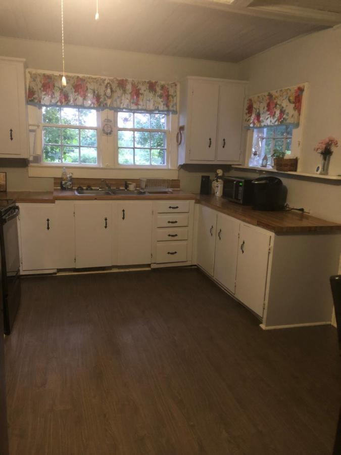 Private Cottage In Rural Clemmons Екстериор снимка